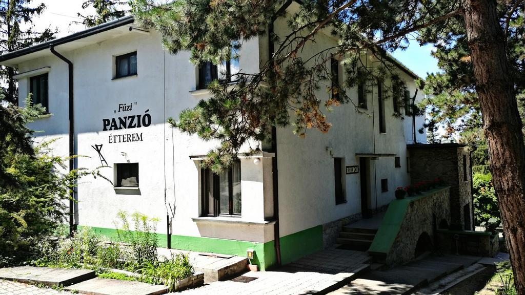 Füzi Panzió Acomodação com café da manhã Sopron Exterior foto
